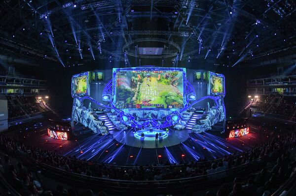 Во время киберспортивного турнира EPICENTER XL Во время киберспортивного турнира EPICENTER XL