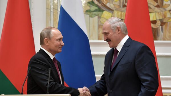 Песков прокомментировал возможное объединение РФ и Беларуси