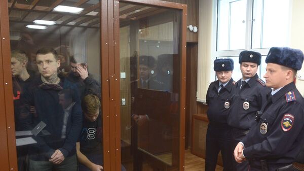 Павел Мамаев и Александр Кокорин (слева направо на первом плане) Павел Мамаев и Александр Кокорин (слева направо на первом плане)