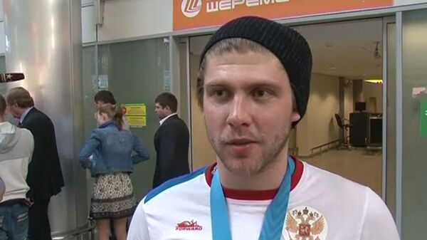 Семен Варламов признался, что хотел сделать сразу после победы на ЧМ-2012 Семен Варламов признался, что хотел сделать сразу после победы на ЧМ-2012
