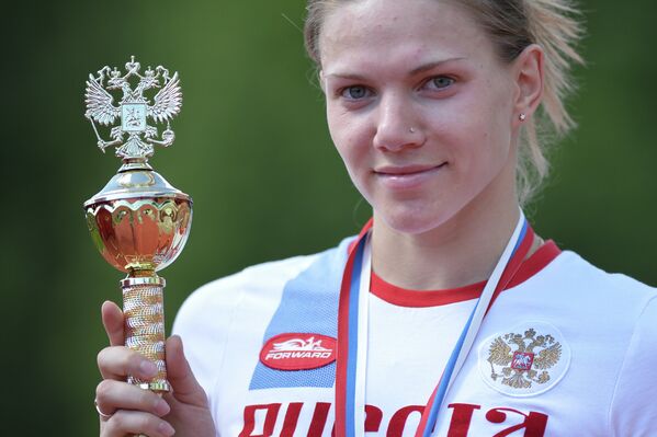 Анна Буряк, занявшая первое место на Чемпионате России по современному пятиборью Анна Буряк, занявшая первое место на Чемпионате России по современному пятиборью