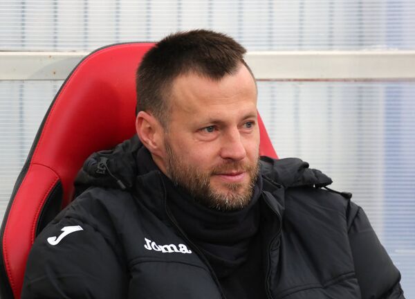 Тренер Амкара Андрей Каряка Тренер Амкара Андрей Каряка