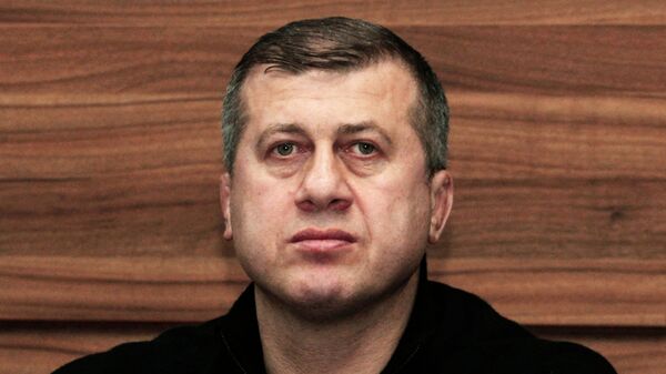 Исполняющий обязанности главного тренера по вольной борьбе Дзамболат Тедеев Исполняющий обязанности главного тренера по вольной борьбе Дзамболат Тедеев